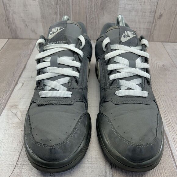 Nike Delta Force Low Sneaker Athletic Shoes Gray Size 6Y Kids I 7.5 Women's - Picture 4 of 16